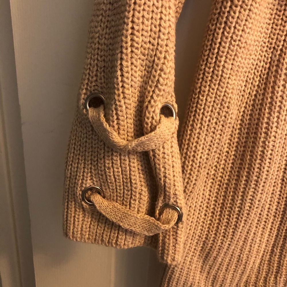 Sweater - Picture 3 of 4